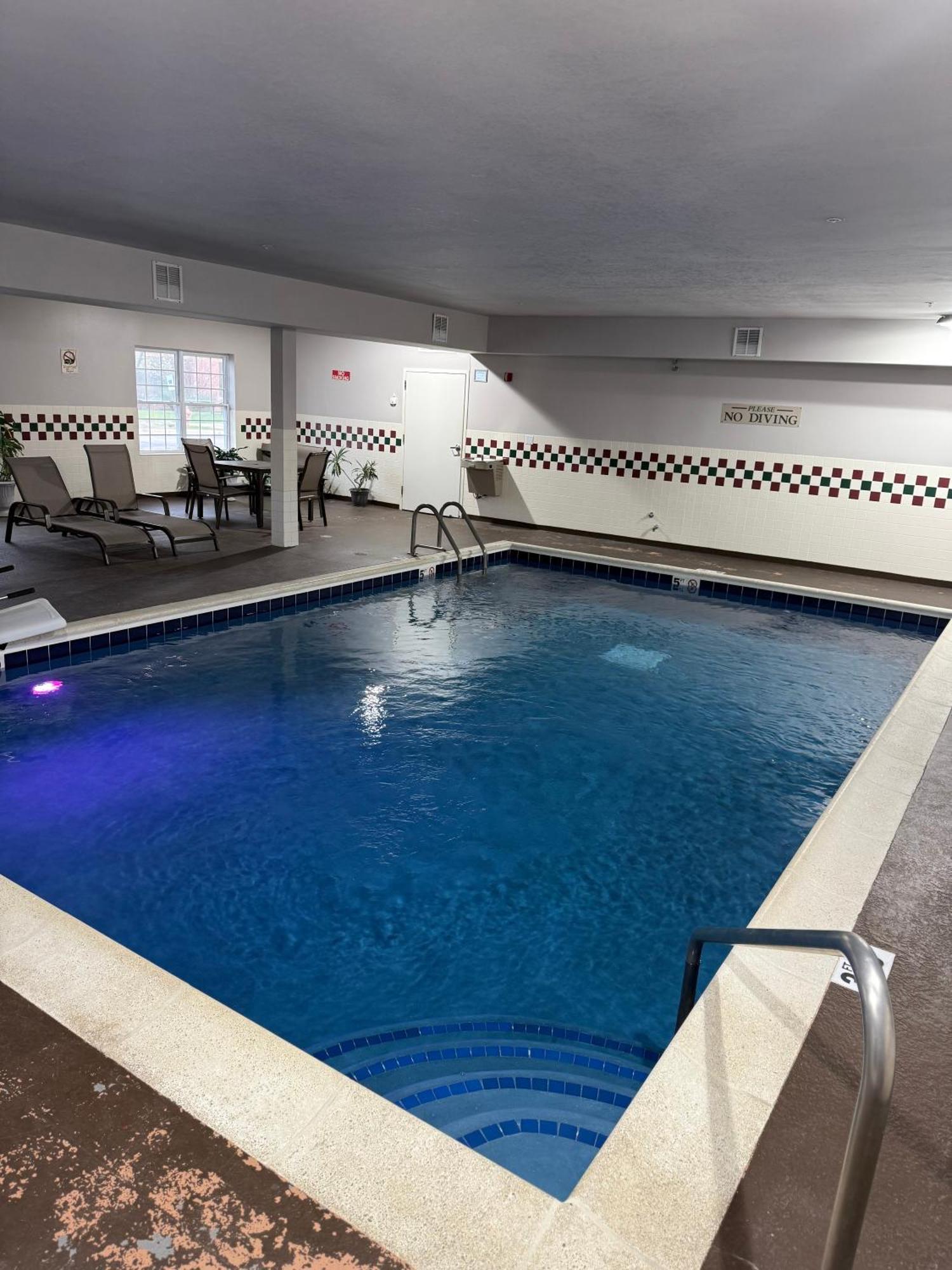 Country Inn & Suites By Radisson, Elgin, Il Eksteriør billede